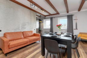 Wyjątkowy Apartament z Projektorem i Stołem Bilardowym w Centrum Gdyni by Noclegi Renters Gdynia